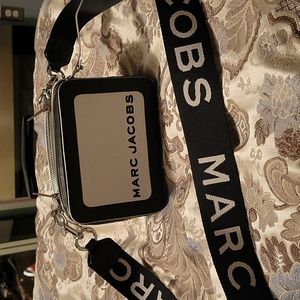 Marc Jacobs black and white  The BOX 20 crossbody bag